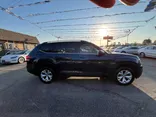 BLUE, 2018 VOLKSWAGEN ATLAS SE W/TECH PKG Thumnail Image 23