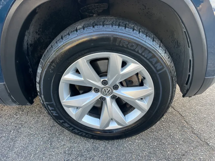 BLUE, 2018 VOLKSWAGEN ATLAS SE W/TECH PKG Image 68