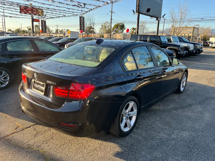 BLUE, 2014 BMW 3 SERIES 320I XDRIVE Image 11