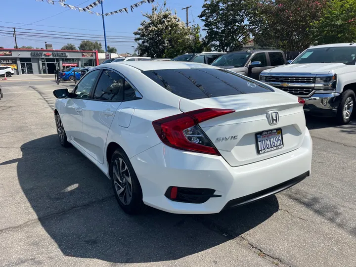 WHITE, 2016 HONDA CIVIC EX Image 16