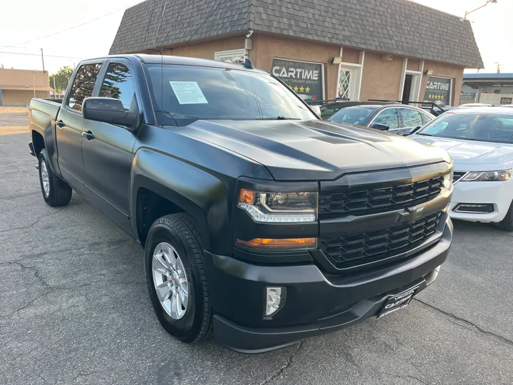 BLACK, 2018 CHEVROLET SILVERADO 1500 CREW CAB Image 4