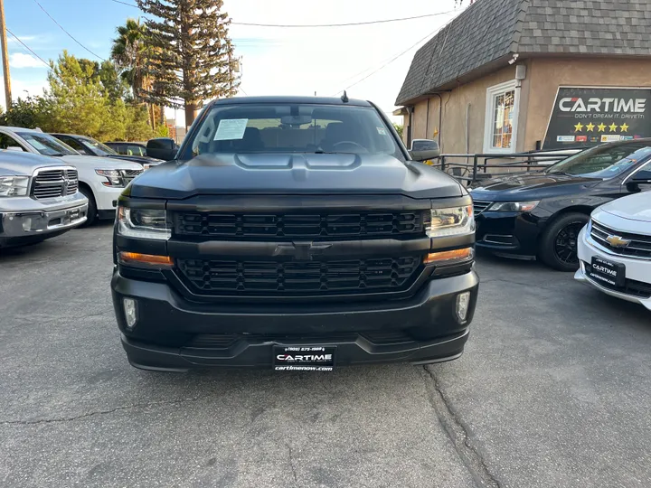 BLACK, 2018 CHEVROLET SILVERADO 1500 CREW CAB Image 5