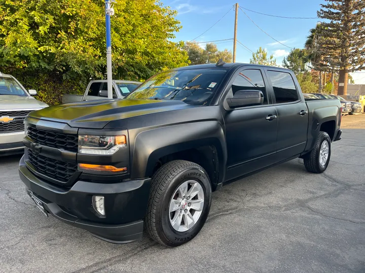 BLACK, 2018 CHEVROLET SILVERADO 1500 CREW CAB Image 7