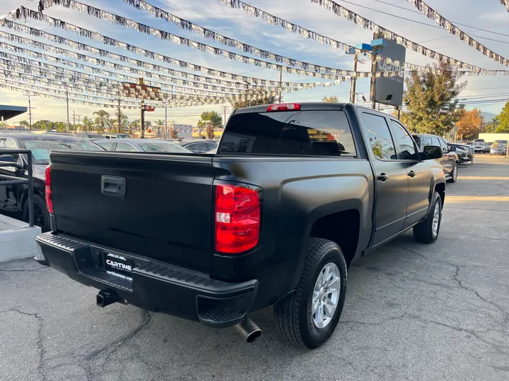 BLACK, 2018 CHEVROLET SILVERADO 1500 CREW CAB Image 13