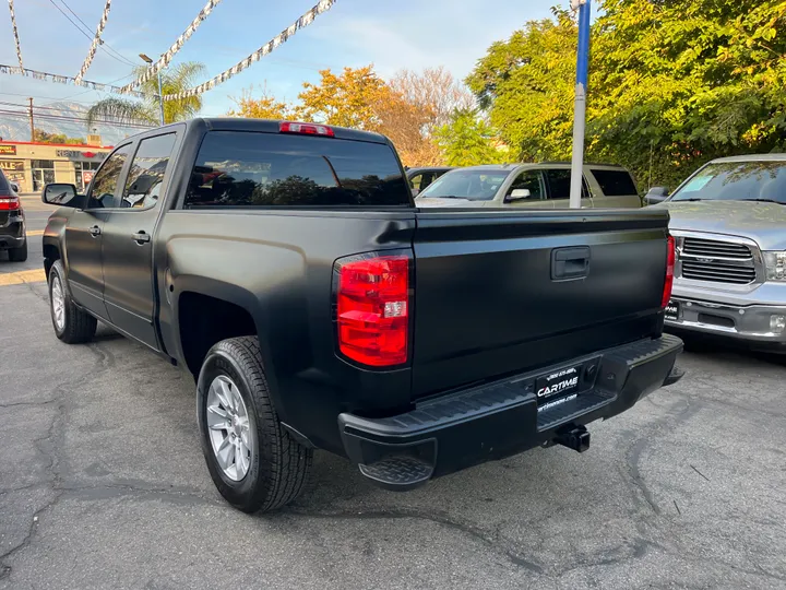 BLACK, 2018 CHEVROLET SILVERADO 1500 CREW CAB Image 16