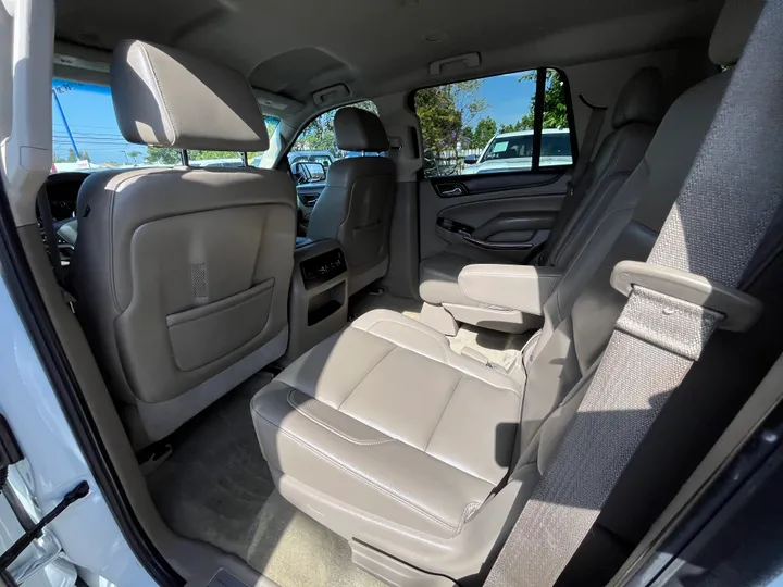 WHITE, 2016 GMC YUKON Image 65