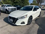 WHITE, 2021 NISSAN ALTIMA SR Thumnail Image 6