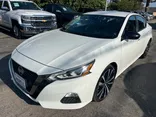 WHITE, 2021 NISSAN ALTIMA SR Thumnail Image 7