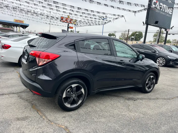 GRAY, 2018 HONDA HR-V EX Image 14