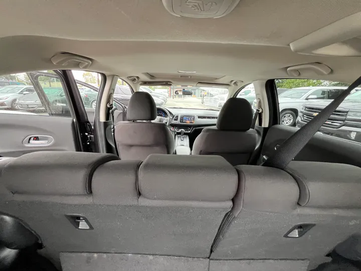 GRAY, 2018 HONDA HR-V EX Image 27