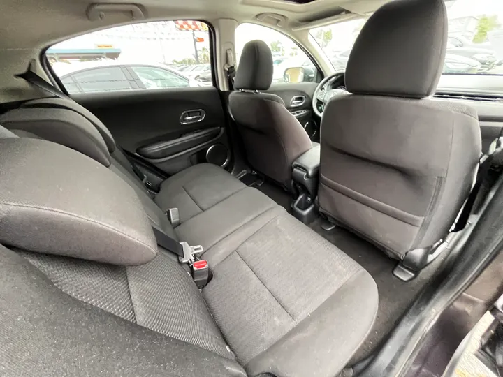 GRAY, 2018 HONDA HR-V EX Image 54