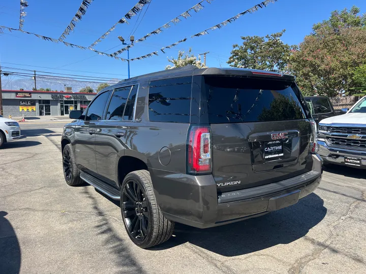 GRAY, 2019 GMC YUKON SLT SPORT Image 16