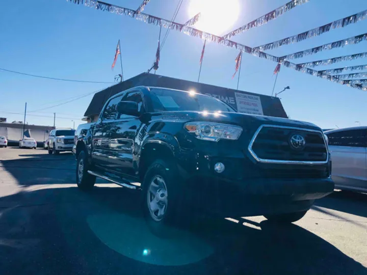 BLACK, 2019 TOYOTA TACOMA DOUBLE CAB SR5 Image 8