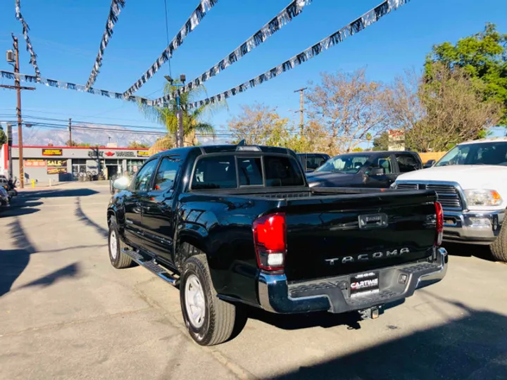 BLACK, 2019 TOYOTA TACOMA DOUBLE CAB SR5 Image 14