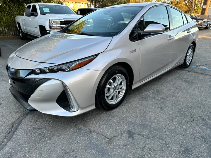 SILVER, 2019 TOYOTA PRIUS PRIME Image 7