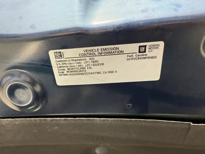 BLUE, 2021 CADILLAC XT4 Image 6