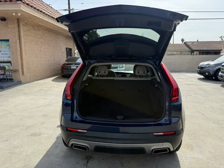 BLUE, 2021 CADILLAC XT4 Image 45