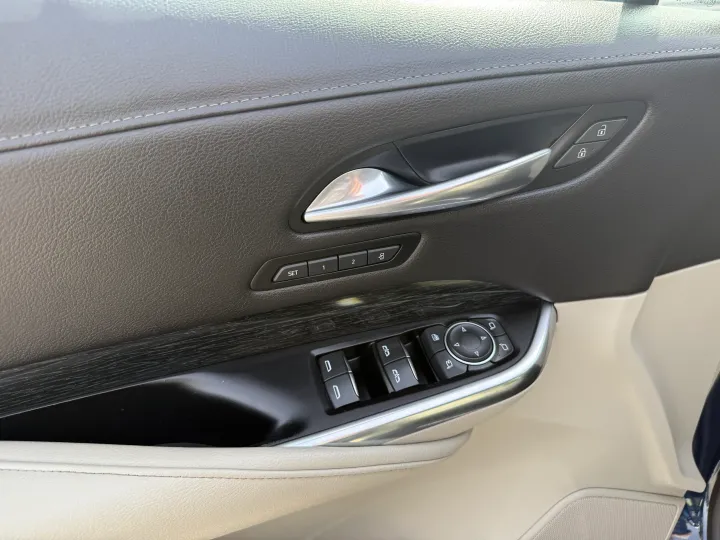 BLUE, 2021 CADILLAC XT4 Image 56