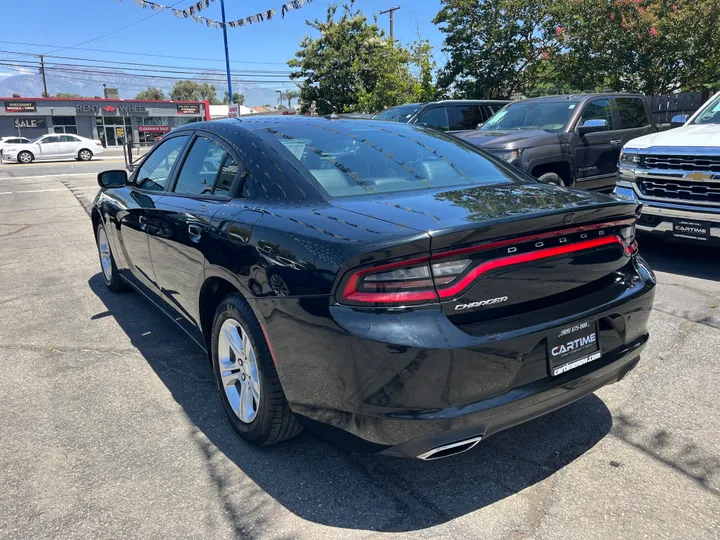 BLACK, 2022 DODGE CHARGER SXT PLUS Image 16