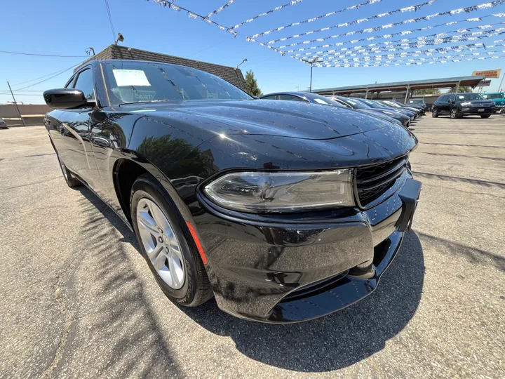 BLACK, 2022 DODGE CHARGER SXT PLUS Image 22