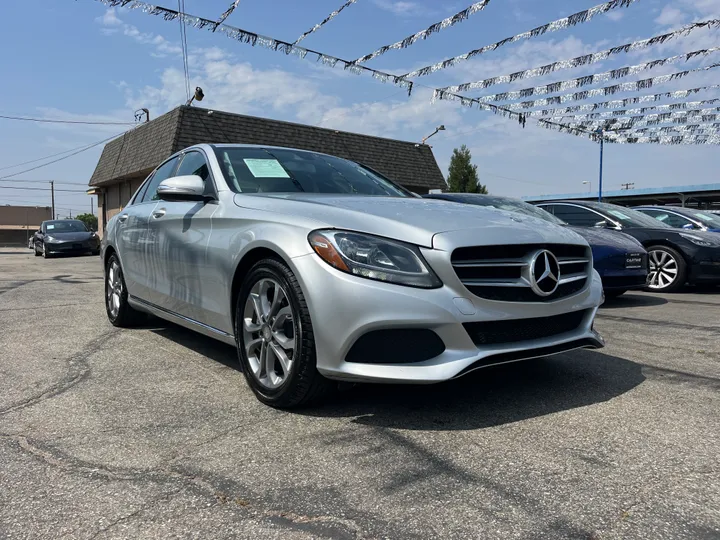 SILVER, 2015 MERCEDES-BENZ C-CLASS C300 Image 3