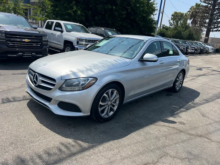 SILVER, 2015 MERCEDES-BENZ C-CLASS C300 Image 9