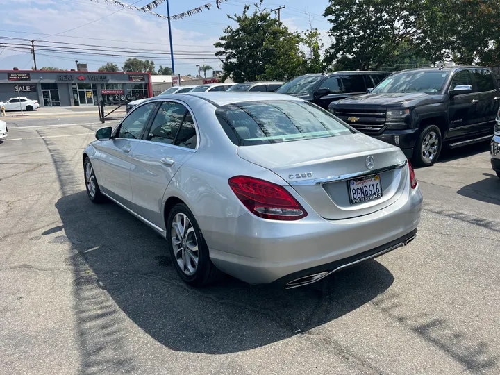 SILVER, 2015 MERCEDES-BENZ C-CLASS C300 Image 14