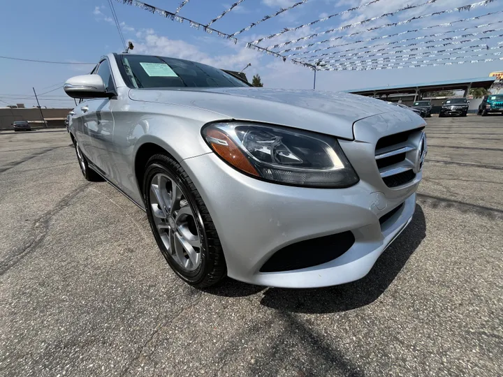 SILVER, 2015 MERCEDES-BENZ C-CLASS C300 Image 20