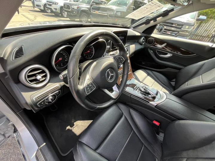 SILVER, 2015 MERCEDES-BENZ C-CLASS C300 Image 35