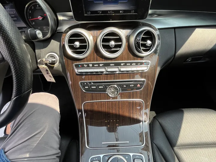 SILVER, 2015 MERCEDES-BENZ C-CLASS C300 Image 42