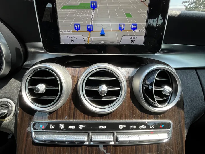 SILVER, 2015 MERCEDES-BENZ C-CLASS C300 Image 46