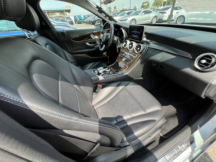 SILVER, 2015 MERCEDES-BENZ C-CLASS C300 Image 49