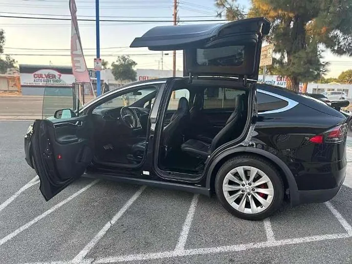 BLACK, 2016 TESLA MODEL X P90D SIGNATURE AWD Image 4