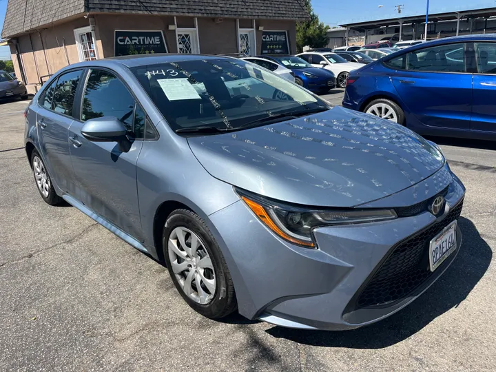 GRAY, 2020 TOYOTA COROLLA Image 4