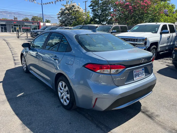 GRAY, 2020 TOYOTA COROLLA Image 14