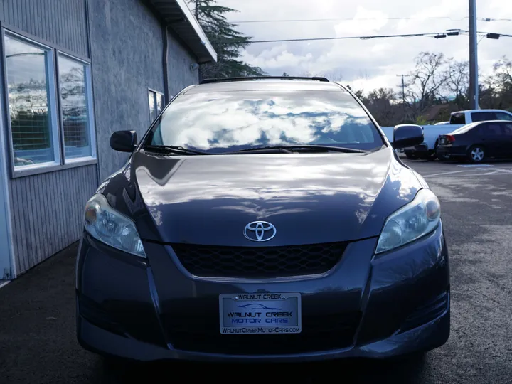GRAY, 2009 TOYOTA MATRIX Image 6