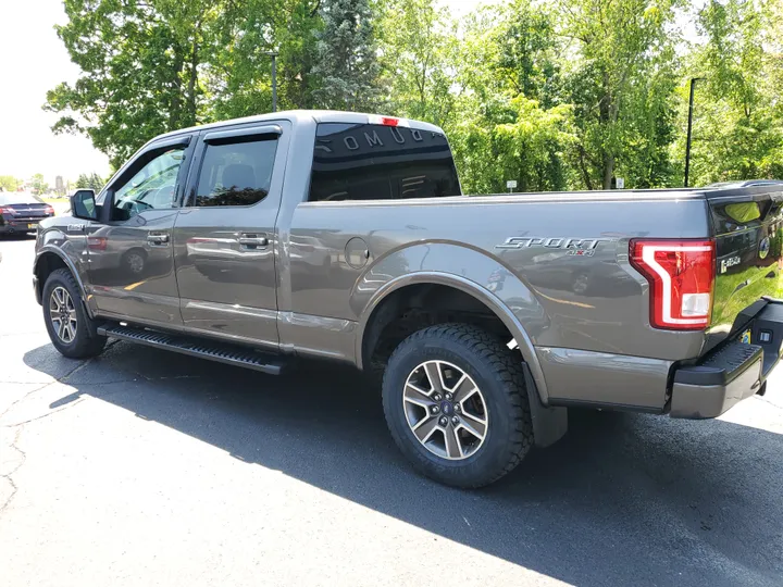 GREY, 2017 FORD F150 SUPERCREW CAB Image 7