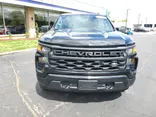 BLACK, 2022 CHEVROLET SILVERADO 1500 CREW CAB Thumnail Image 3