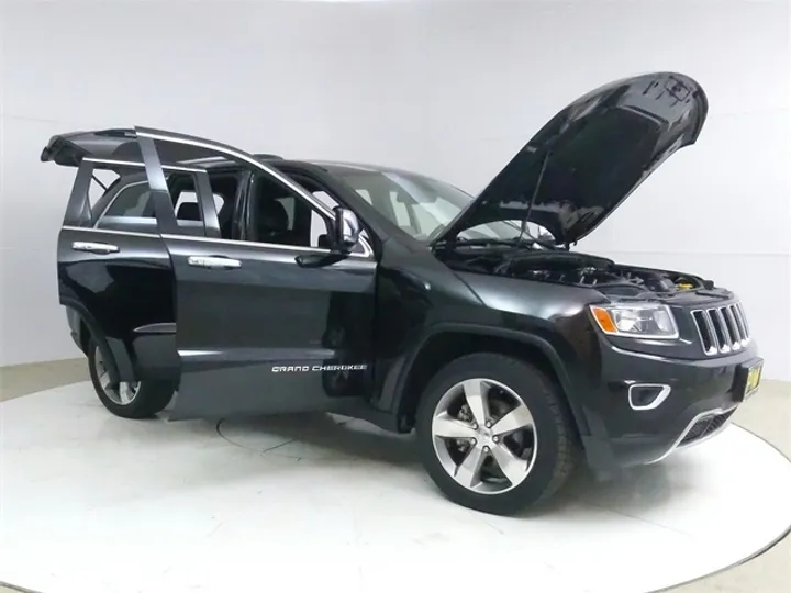 Brilliant Black Crystal Pearlcoat, 2014 JEEP GRAND CHEROKEE Image 9