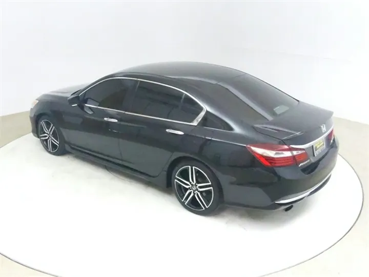 Crystal Black Pearl, 2016 HONDA ACCORD Image 15