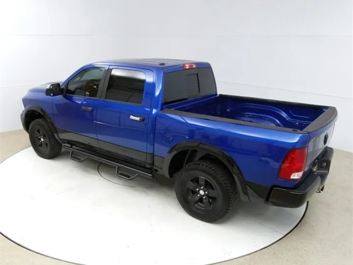 Blue Streak Pearlcoat, 2014 RAM 1500 Image 15