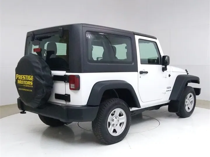Bright White Clearcoat, 2014 JEEP WRANGLER Image 7