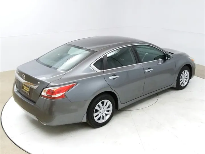 Gun Metallic, 2015 NISSAN ALTIMA Image 16