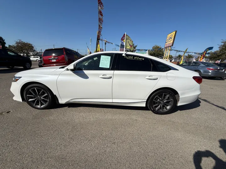 2022 HONDA ACCORD Image 3