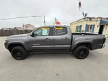 GRAY, 2017 TOYOTA TACOMA DOUBLE CAB Thumnail Image 3