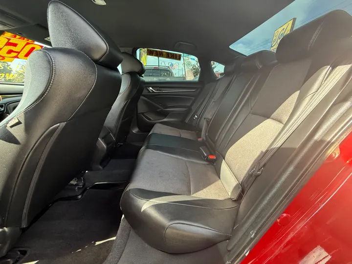 2020 HONDA ACCORD Image 11