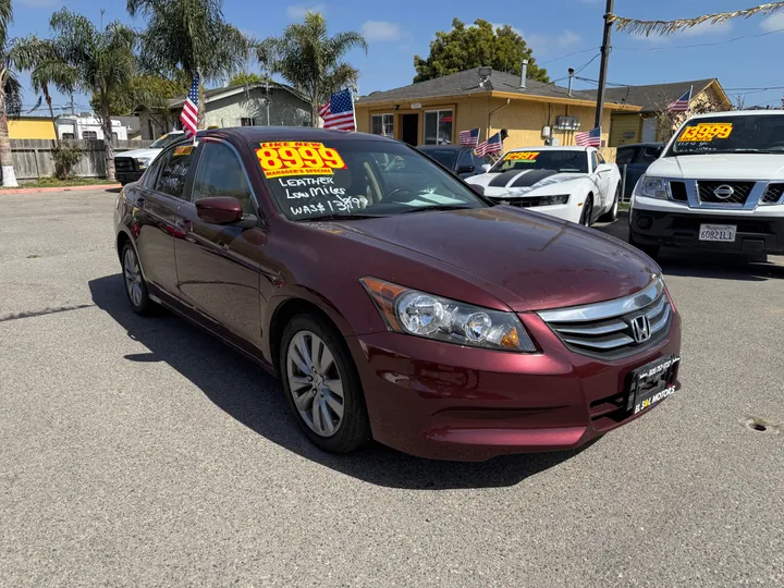RED, 2011 HONDA ACCORD Image 1