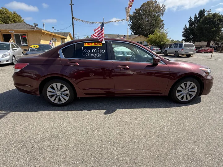 RED, 2011 HONDA ACCORD Image 5