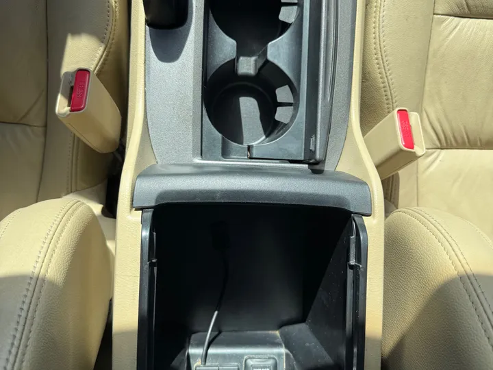 RED, 2011 HONDA ACCORD Image 9