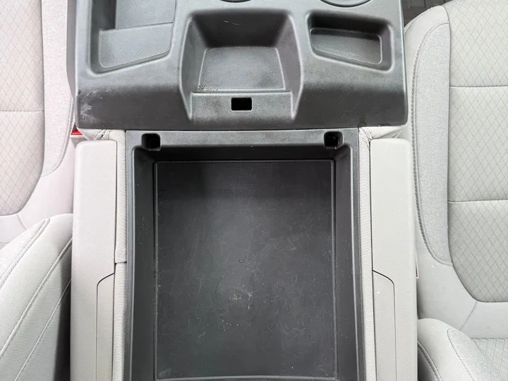 WHITE, 2021 CHEVROLET SILVERADO 1500 CREW CAB Image 13